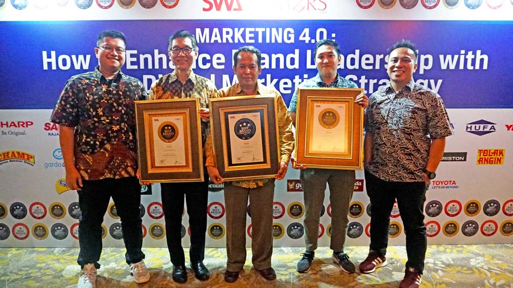 064%20-%20Sharp%20Indonesia%20usai%20menerima%20penghargaan%20IBBA%202019%20untuk%20tiga%20kategori%20produk.jpg