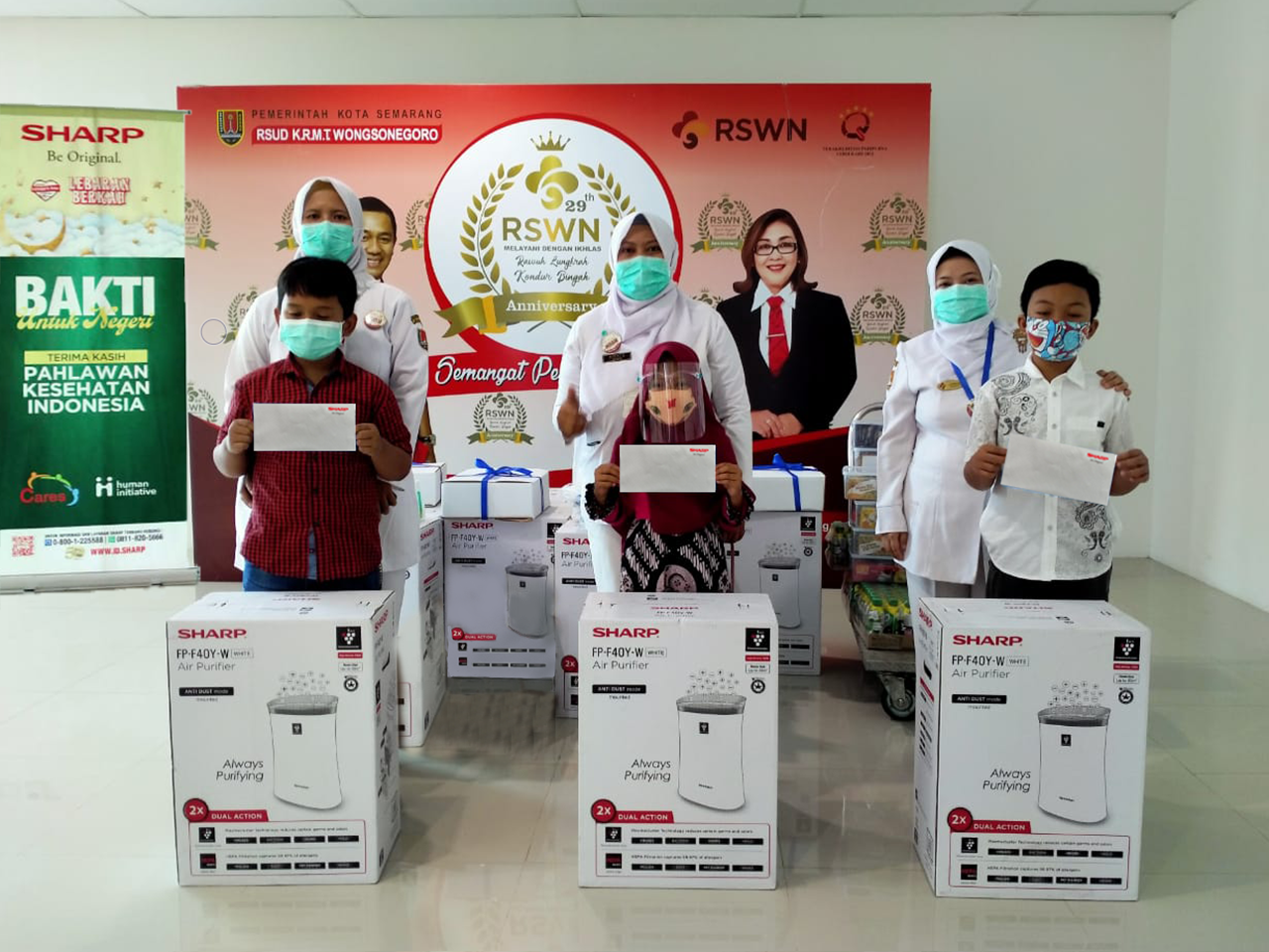 Donasi%20Air%20Purifier%20dan%20Bantuan%20Biaya%20Pendidikan%20Anak%20Untuk%20Nakes.png