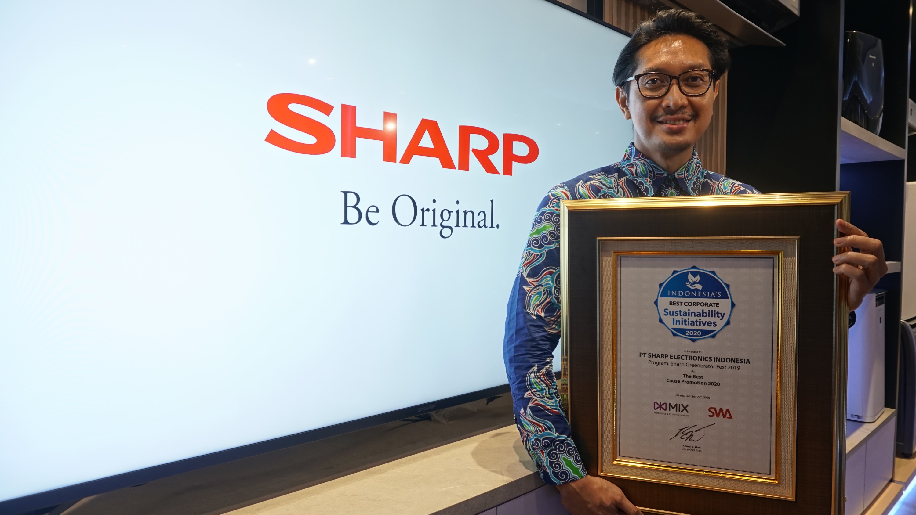 Penganugerahan%20Piagam%20Indonesia%20Best%20Corporate%20Sustainability%20Initiatives%202020.jpg